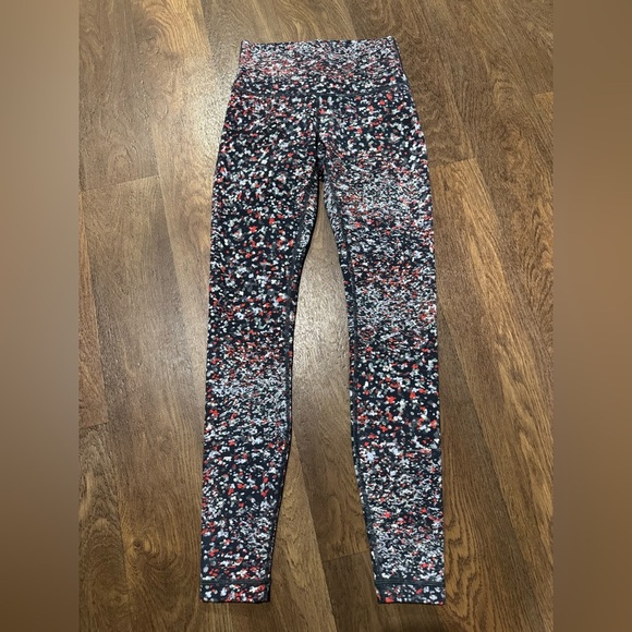 Lululemon Size 4 Align High Rise Leggings Athletic Water Blossom Mutlicolor - Picture 2 of 10